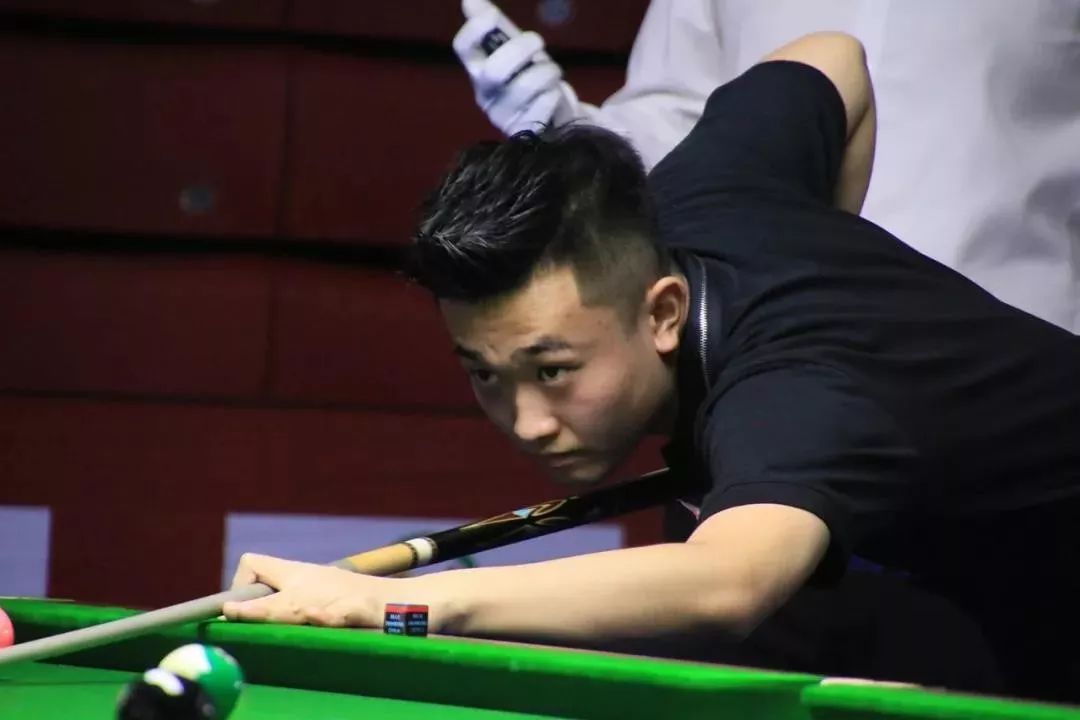 表现相当出 表现相当出