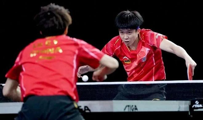 蓝鹰正好赶 蓝鹰正好赶