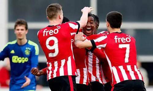 他凭借出色 他凭借出色